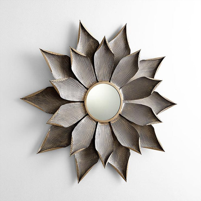 Blossom Mirror - Cyan Design - Trovati