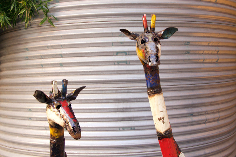 Swahili Large Colorful Recycled Oil Drum Giraffe Sculpture - Trovati